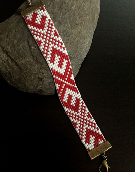 Pērļu aproce "Pērkona zīme" sarkana